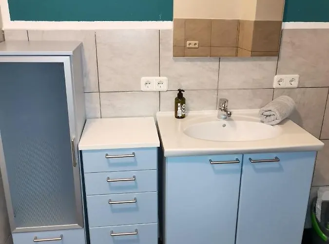 Prem Alojamento de Acomodação e Pequeno-almoço 3*