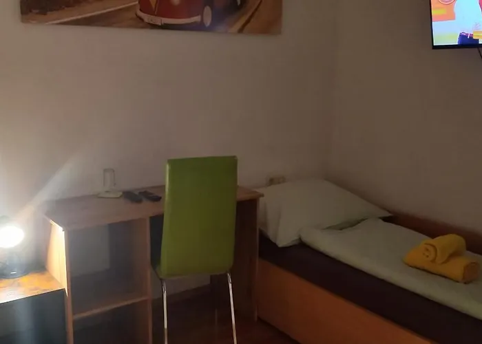 Alojamento de Acomodação e Pequeno-almoço Prem Kapfenberg